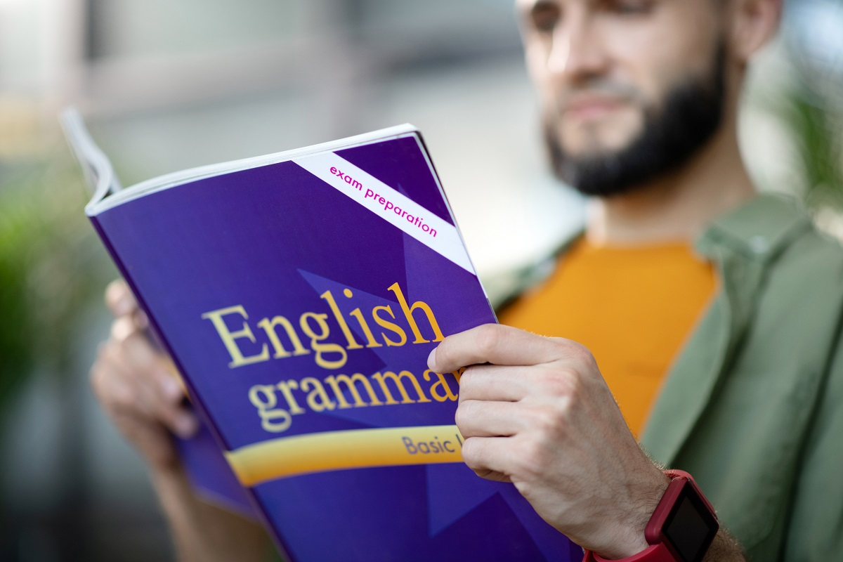angielskie przyimki - czy warto znać tę część angielskiej gramatyki?